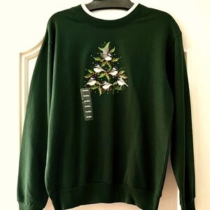 NWT, Green Christmas Chickadees Women’s Sweatshirt